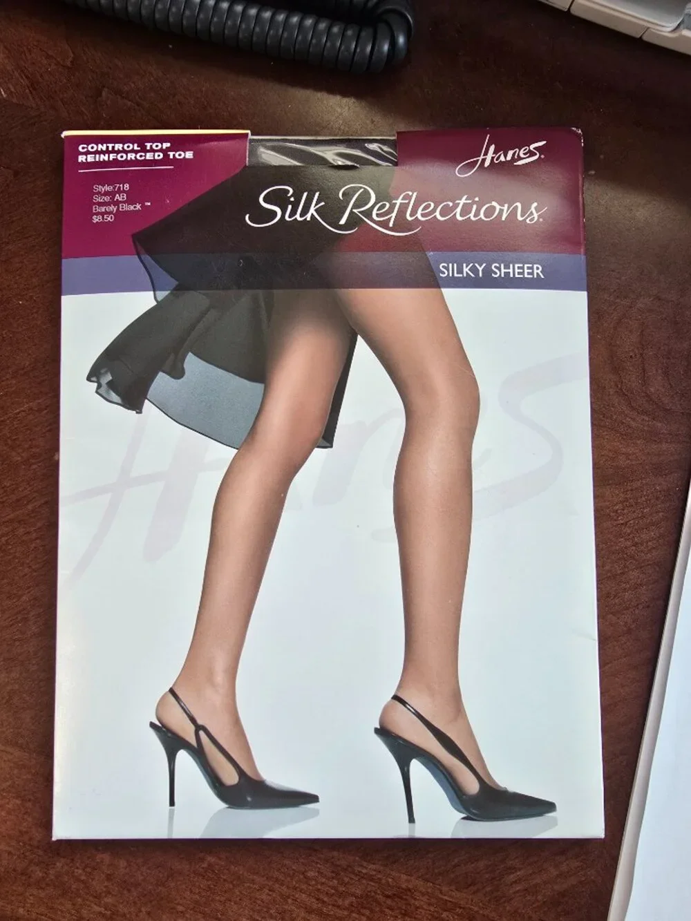 Hanes Silk Reflections Pantyhose Control Top Barely Black Size AB New Macy's